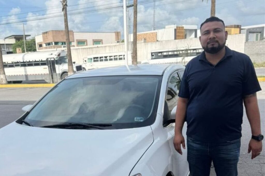 Juan José salió de su casa para vender un auto, pero no regresó; su esposa pide ayuda