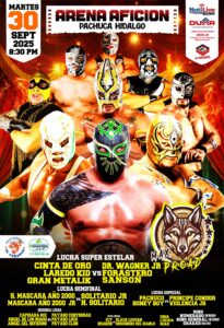 Cinta de Oro se prepara para su primera presentación en la arena Afición, acompañado de Laredo Kid y Gran Metalik