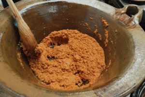 Con ajonjolí, frijol zarabando y carne de cerdo, la Xala es uno de los tesoros culinarios de la sierra calnalense