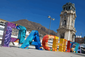 Esta actividad busca acercar a la población al arte y rescatar la memoria histórica de la región