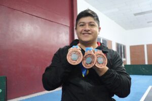 Francisco Alam buscará medallas en el Panamericano de Paratenis de Mesa en Brasil
