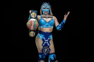 Dayami arrasa en EU con tres títulos y su debut en AEW.