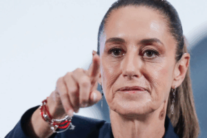 Conferencia matutina de Claudia Sheinbaum, donde abordó el tema de los amparos