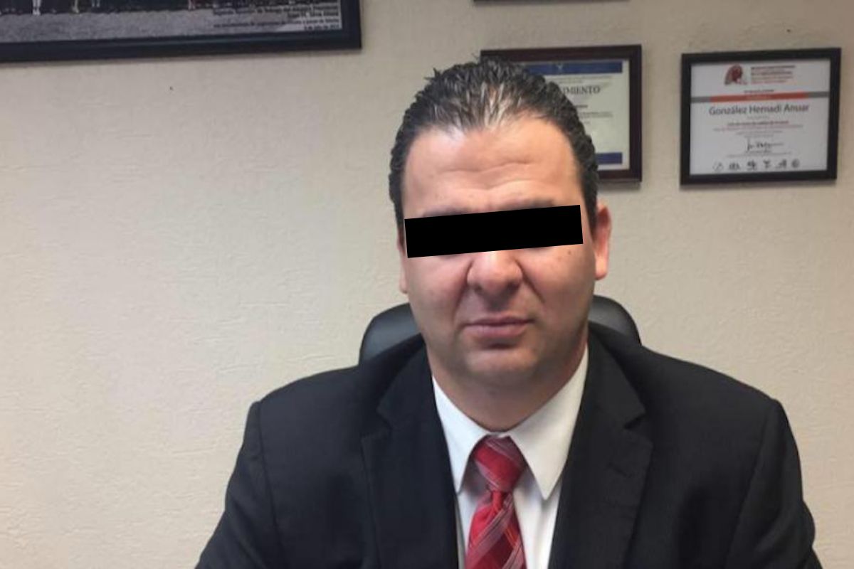 El ex juez Anuar González Hemadi fue detenido por presunta relación con el huachicol fiscal.
