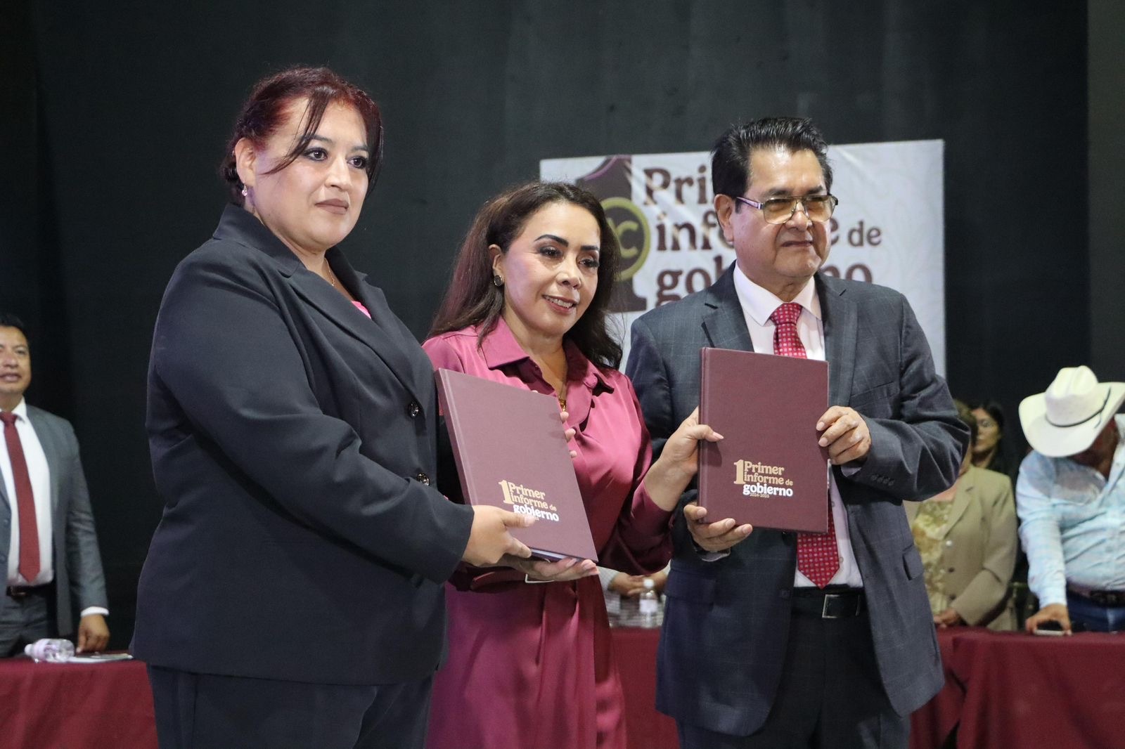 La presidenta municipal de Actopan, Imelda Cuéllar Cano, presentó su Primer Informe de Gobierno