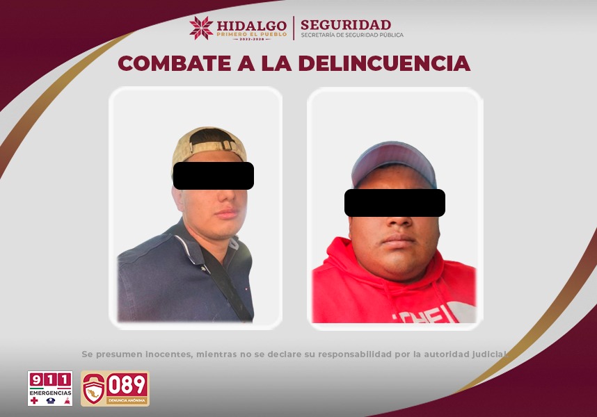 Los presuntos delincuentes detenidos, señalados por su participación en el robo de la unidad