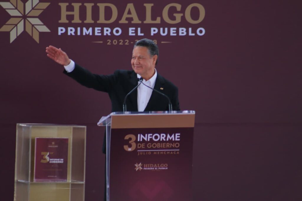 Julio Menchaca presenta su tercer informe de gobierno con 10 puntos clave para el desarrollo de Hidalgo