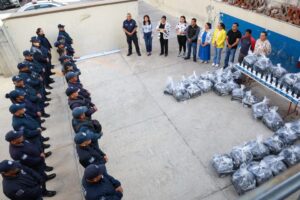 Policía municipal de Tlahuelilpan recibe dotación de uniformes 5.11 y radios