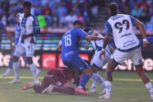 Los Tuzos buscaron el empate hasta el último minuto, pero el marcador no se movió.