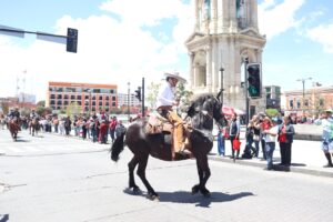 El Reloj Monumental fue el punto más concurrido del festejo por el Día del Charro