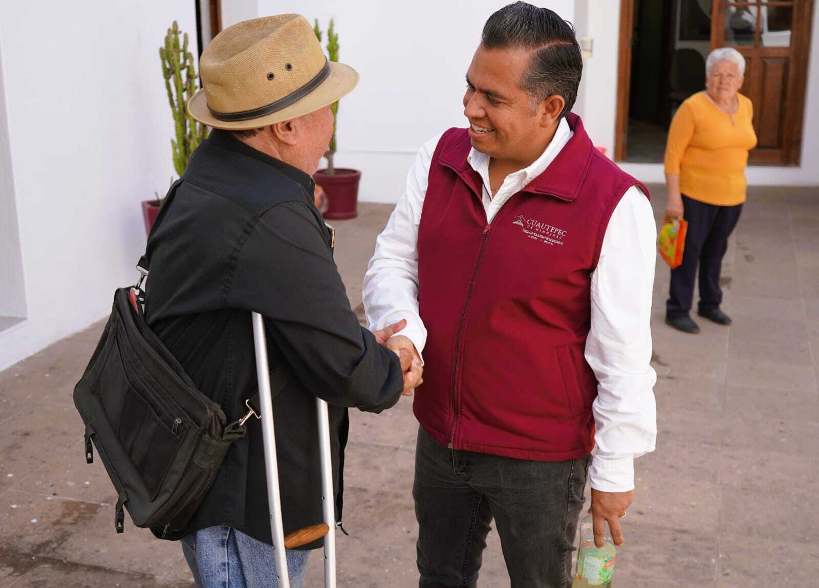 Con el objetivo de reordenar los espacios públicos en el primer cuadro de la cabecera municipal de Cuautepec de Hinojosa