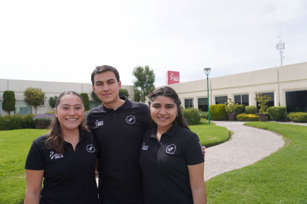 Grupo Rica impulsa a jóvenes con proyectos y talleres en la Experiencia Verano