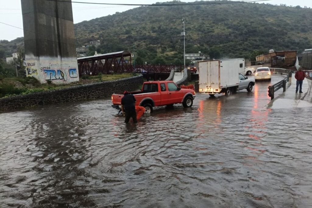 Tula, bajo el agua tras las lluvias; ¿cuántas colonias resultaron afectadas este jueves?