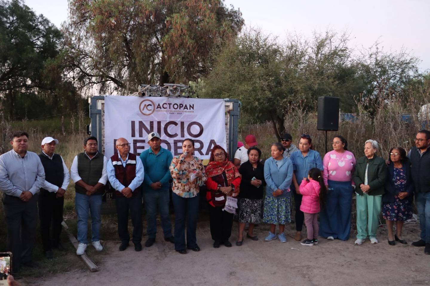 La presidenta Imelda Cuéllar supervisa en Actopan el arranque de las obras