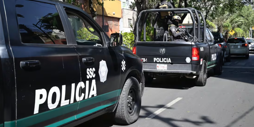 Policía resguarda la zona donde un menor disparó a su madre en Polanco