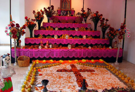 Cada nivel de las ofrendas en Hidalgo representa un peldaño hacia la paz espiritual
