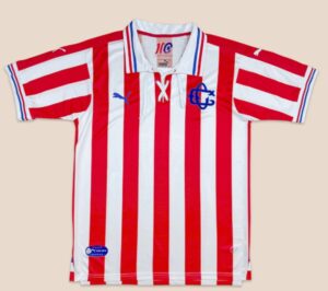 Chivas (2016): edición centenario limitada a 1,906 piezas, celebrando goleadas y la historia del club