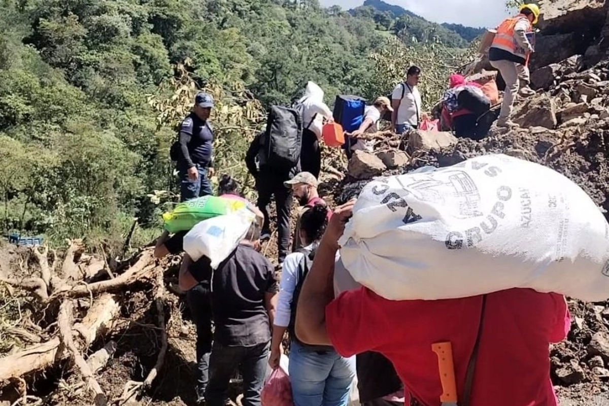El deslave en Huehuetla provocó daños estructurales severos en las viviendas.