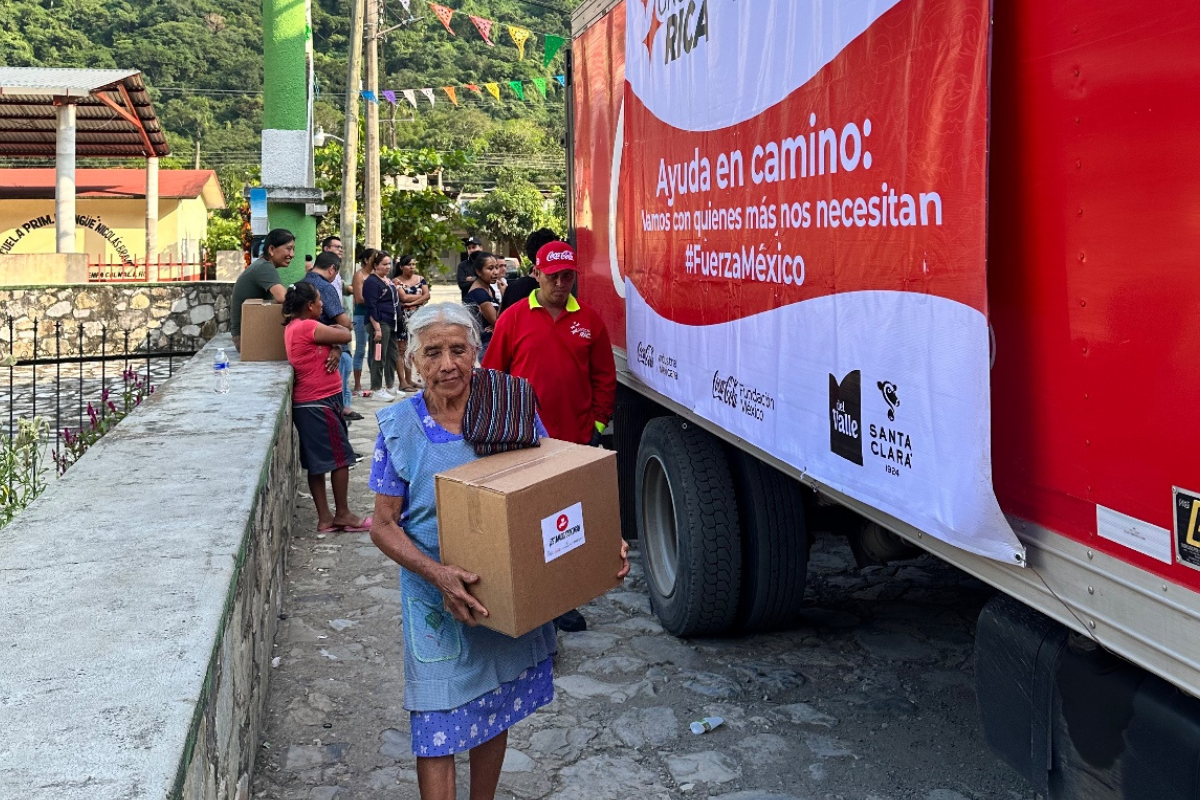 La iniciativa solidaria de Coca-Cola llega a Veracruz, Hidalgo, Puebla y Querétaro con litros de esperanza.