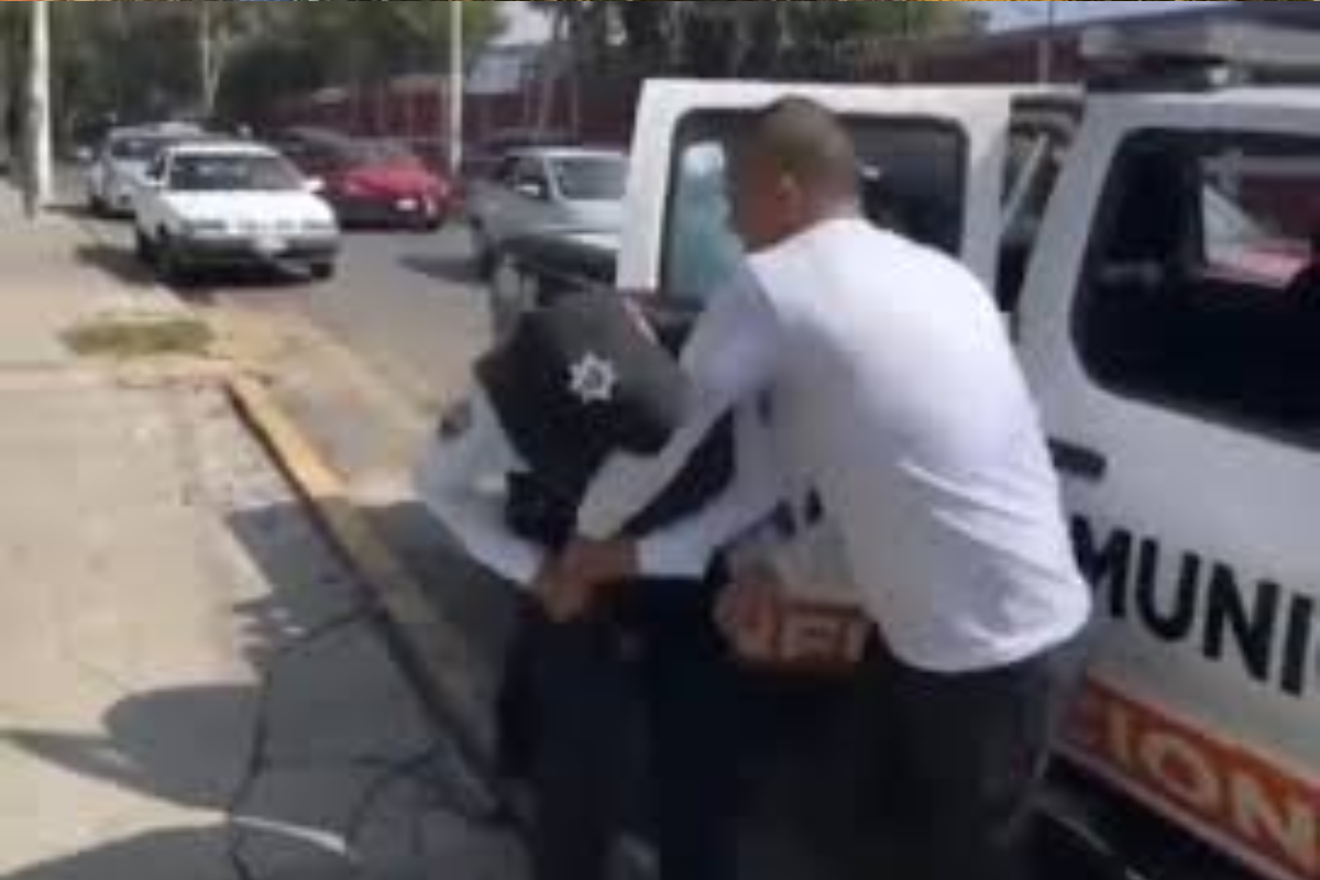 El incidente ocurrió en la avenida Emiliano Zapata, en los límites de Tlalnepantla y Ecatepec