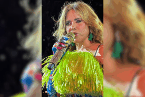 Casi al 90 por ciento de capacidad, el palenque de Pachuca vivió una noche de emoción, gritos y aplausos mientras Gloria Trevi interpretaba sus clásicos más recordados