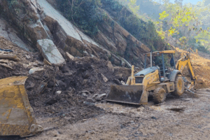 Más de 600 comunidades en Hidalgo recuperaron el acceso tras las lluvias, gracias al trabajo coordinado entre dependencias estatales y maquinaria pesada