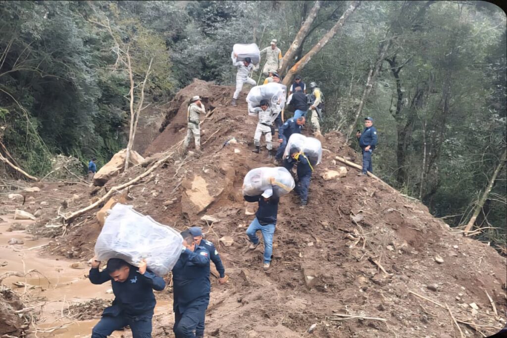 Mil 235 elementos realizan labores de rescate y atención en Hidalgo