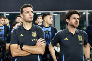 Scaloni observa a los novatos para asegurar recambios de calidad hacia el Mundial 2026
