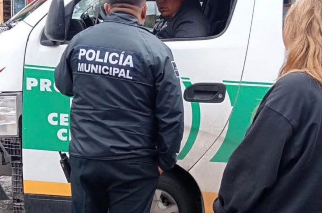 Policías acordonan la zona donde un adulto mayor fue atropellado en Pachuca