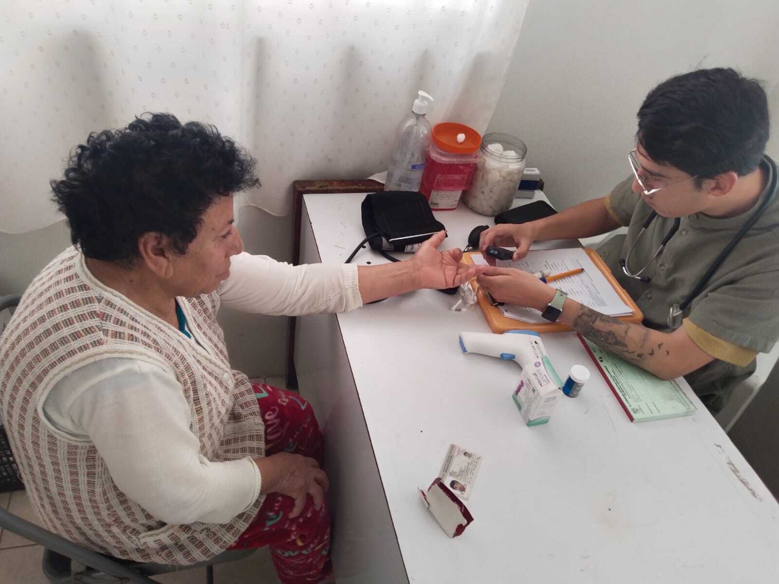 La presidenta municipal Lorena García Cázares apoya las acciones de prevención de diabetes en Tulancingo