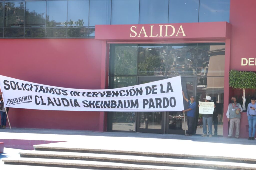 Los vecinos de Ixmiquilpan demandan la intervención de las autoridades en la venta de sus tierras en Pueblo Nuevo.