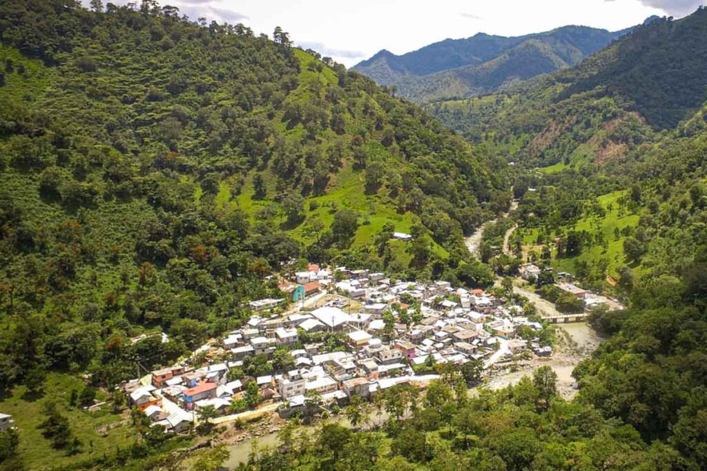 Chapula, Tianguistengo, tenía una población de alrededor de 140 personas 