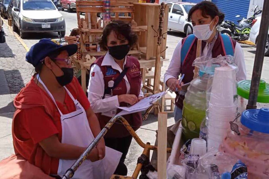 El estado deberá evitar y disminuir riesgos sanitarios a través de la vigilancia, control y fomento sanitario de diversos giros