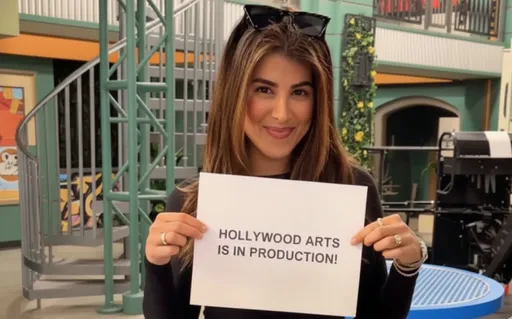 Daniella Monet regresa como Trina Vega en el spin-off de Victorious