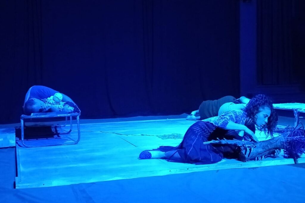 No te pierdas esta obra de teatro que trata sobre el abandono y el maltrato infantil