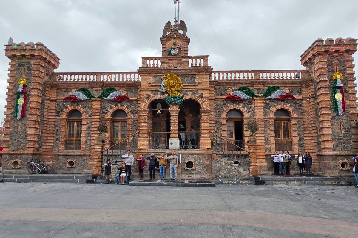 El ayuntamiento de Villa de Tezontepec trabaja en la actualización del reglamento vial municipal | Foto: Especial