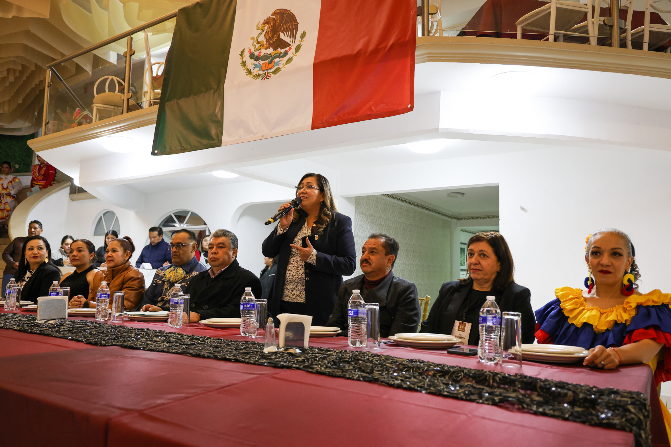 Delegaciones internacionales reunidas en Tlahuelilpan durante la Cena de Gala