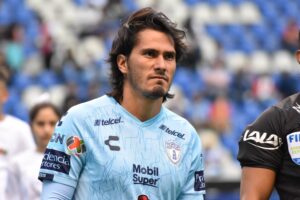 El mediocampista potosino celebra el título del Clausura 2016, uno de los momentos más especiales de su carrera