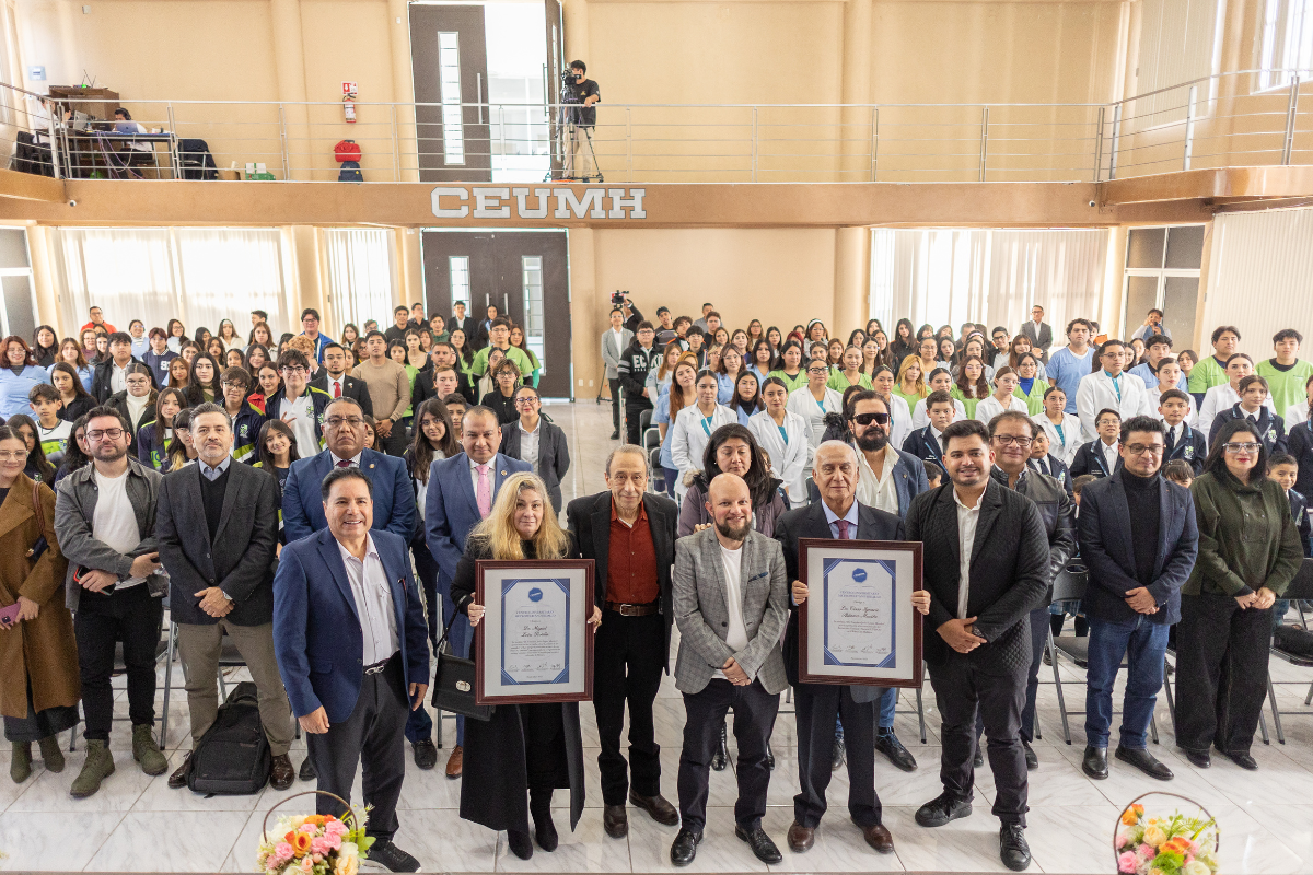 La Medalla Dr. Francisco Javier López Morales honra la memoria del Dr. Francisco Javier López Morales, referente del humanismo contemporáneo. | Fotografías: Misael Salinas