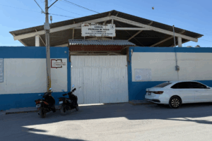 Los inconformes lograron que las clases de inglés se reanuden el próximo lunes tras reunirse con la alcaldesa Yocelyn Tovar