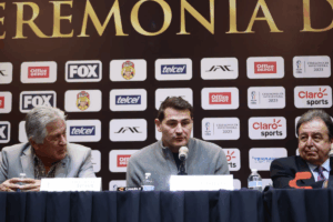 “El portero está para parar, no para dar pases”, dijo Casillas durante su investidura