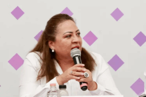 La presidenta del IEEH, María Magdalena González Escalona, percibe un salario mensual de 70 mil pesos, según datos expuestos en el Congreso