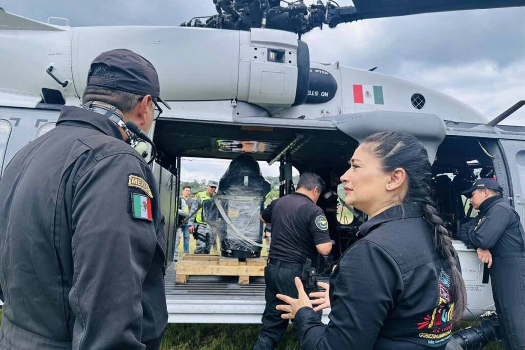 A principios de octubre, en un operativo aéreo, se trasladó un motor hacia el manantial El Ushi, con el fin de reparar la bomba que abastece de agua a Jacala