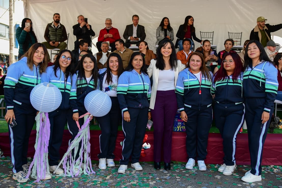 Tizayuca vivió una gran fiesta cívica con motivo del 115 Aniversario del inicio de la Revolución Mexicana, al reunir a más de 15 mil asistentes en un desfile que llenó de color, tradición y unidad