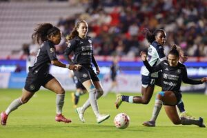 Ana Martínez abrió el marcador y guió a la Máquina hacia una goleada inolvidable que terminó con el sueño de bicampeonato para las Tuzas