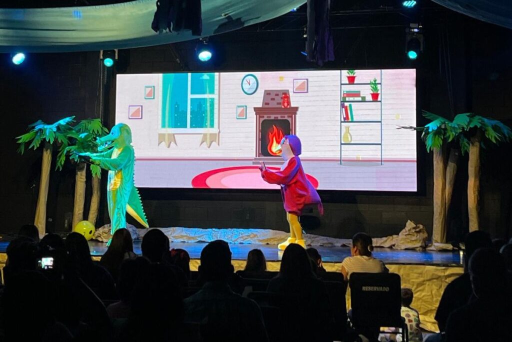 A través del teatro se busca dotar a menores de herramientas contra el abuso infantil