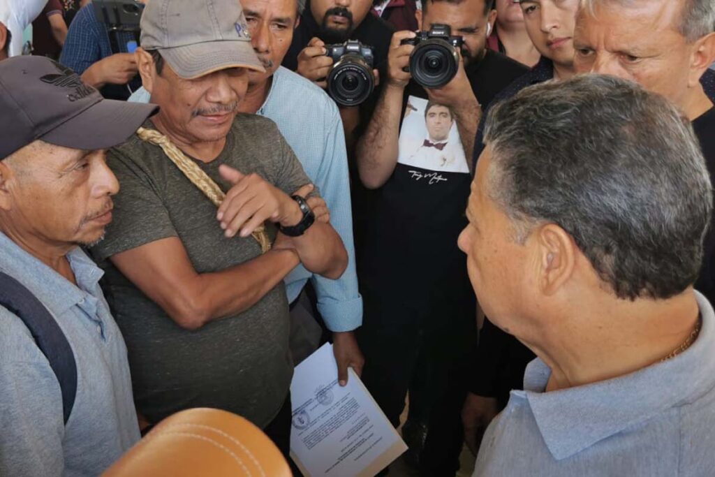 De acuerdo con el gobernador, se prioriza el bienestar de la población, luego vendrá la rehabilitación de caminos y viviendas