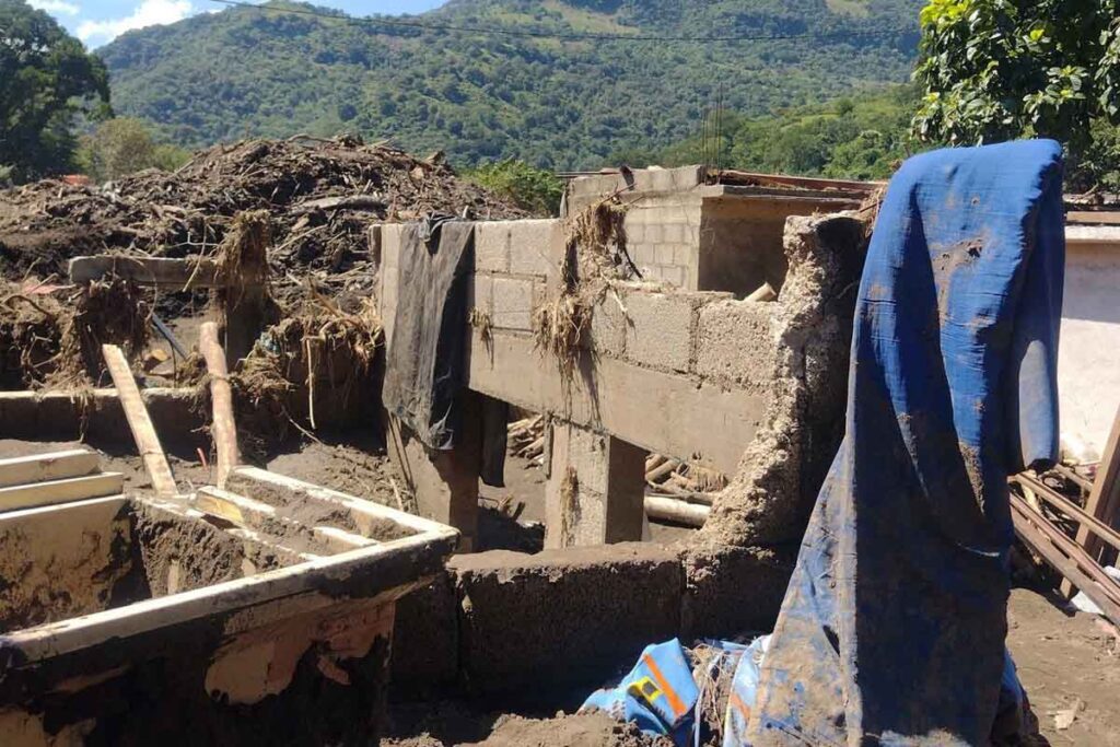 Chapingo, Dos Caminos y Santa Inés, en Huehuetla, corren el riesgo de ya no poder ser habitadas