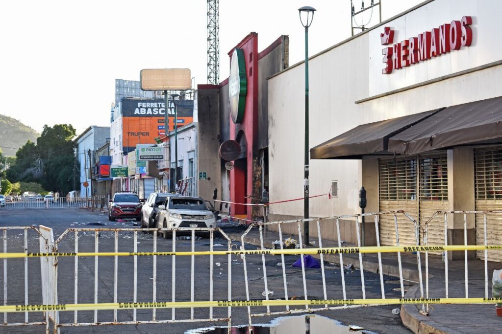 Explosión en supermercado en Sonora deja varias víctimas mortales; ¿qué fue lo que lo causó?
