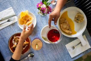 Cahuiche ofrece opciones para llevar y celebrar en casa con un toque gourmet.